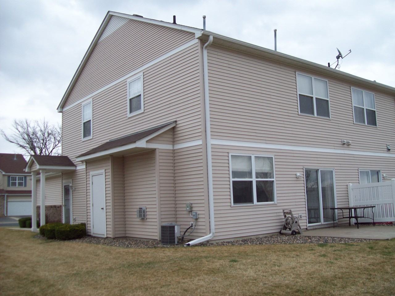 5686 200th St W - Photo 2 of 9