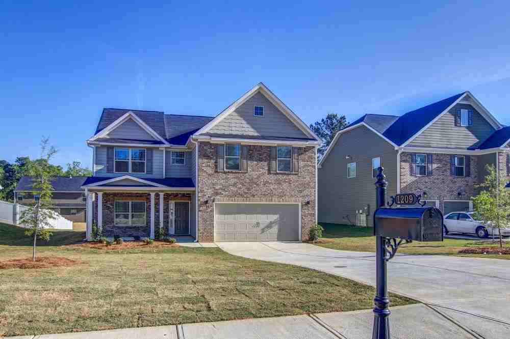 1209 Creek Crossing Dr - Photo 2 of 27