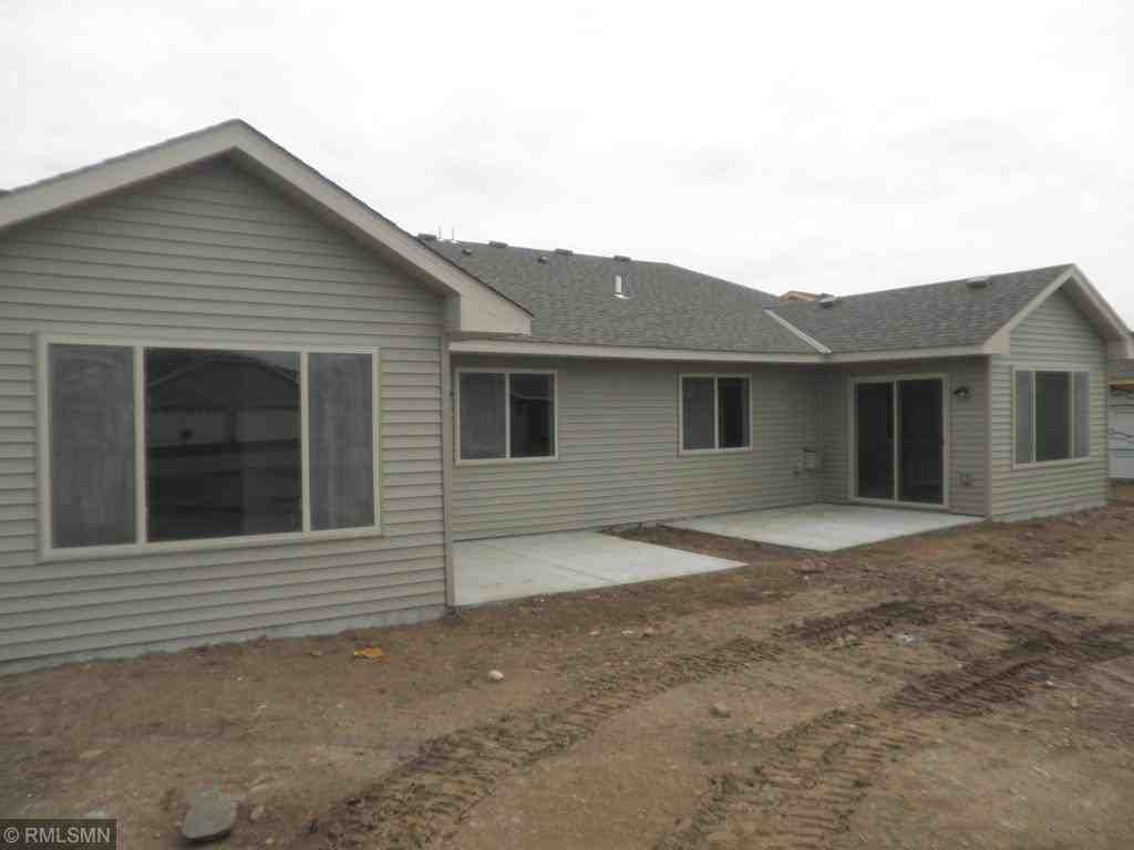 217 Aspen Drive - Photo 2 of 5