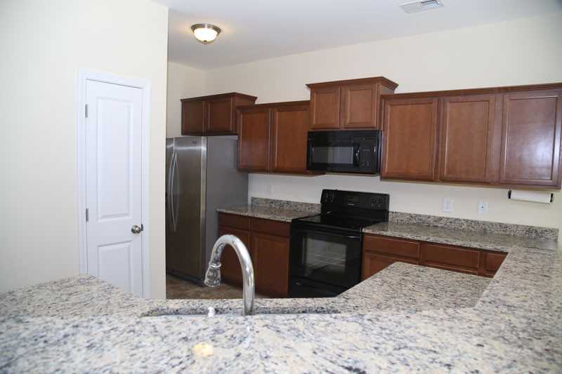 Bonhomme Cir & Bonhomme Richard Dr - Photo 6 of 19