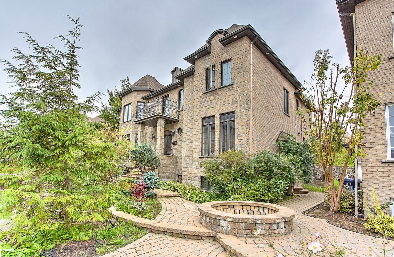 1710 Rue NotreDamedeFatima, Laval, QC H7G 4Y6 2 Bedroom Apartment