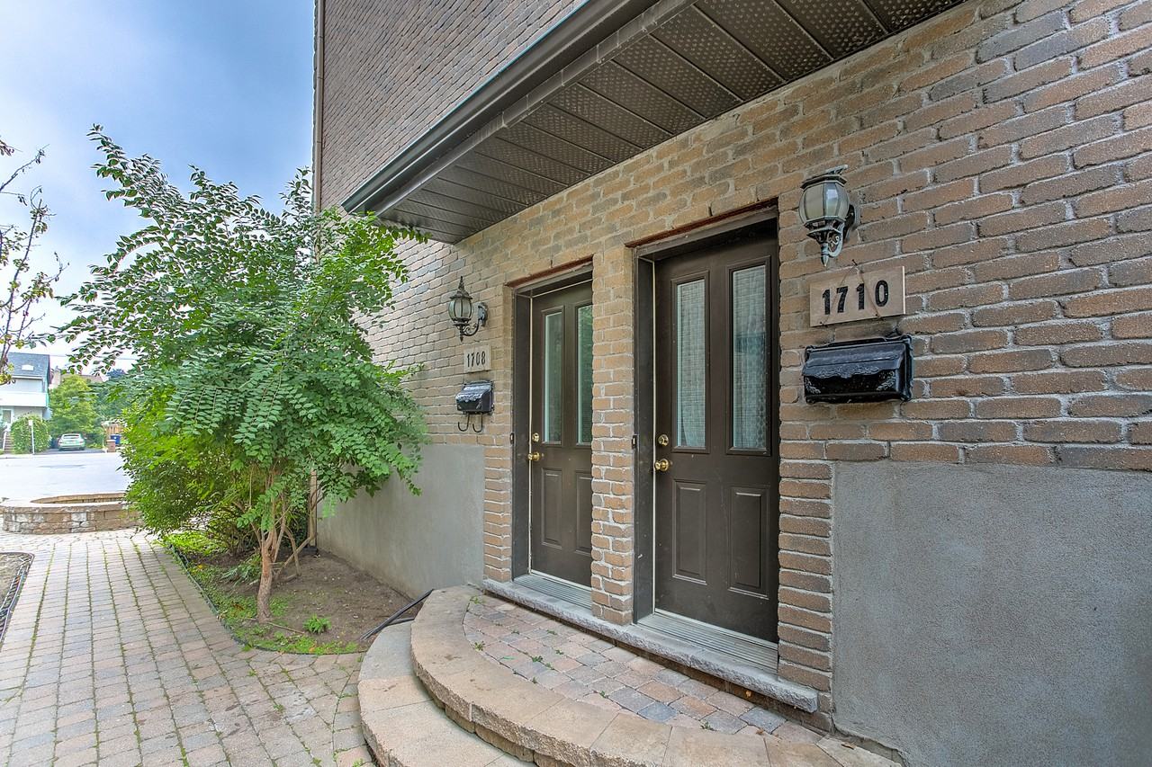 1710 Rue Notre-Dame-de-Fatima - Photo 2 of 14
