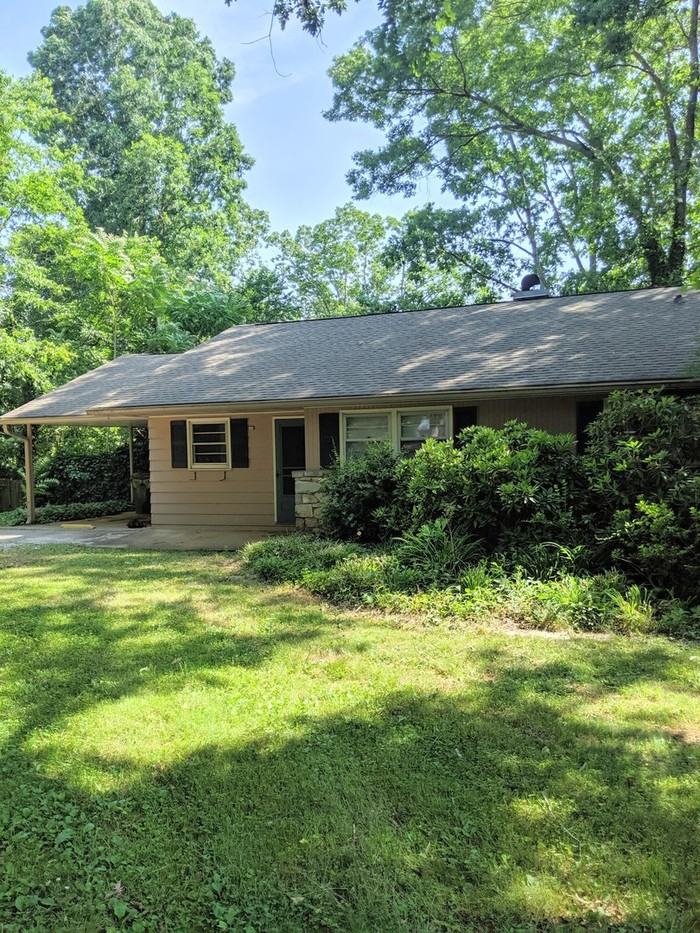 30 Waverly Ct - Photo 3 of 12