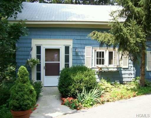 15 Hoyt Rd - Photo 2 of 14