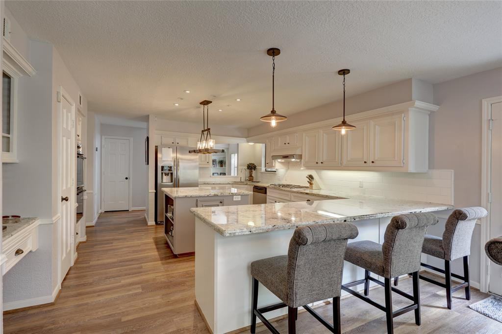 91 Stone Ct - Photo 3 of 16