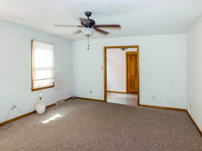 6950 Wood Glen Dr - Photo 3 of 13