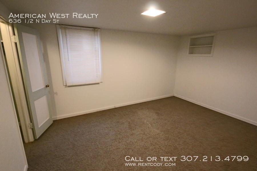 158 1/2 N Day St #636 - Photo 3 of 5