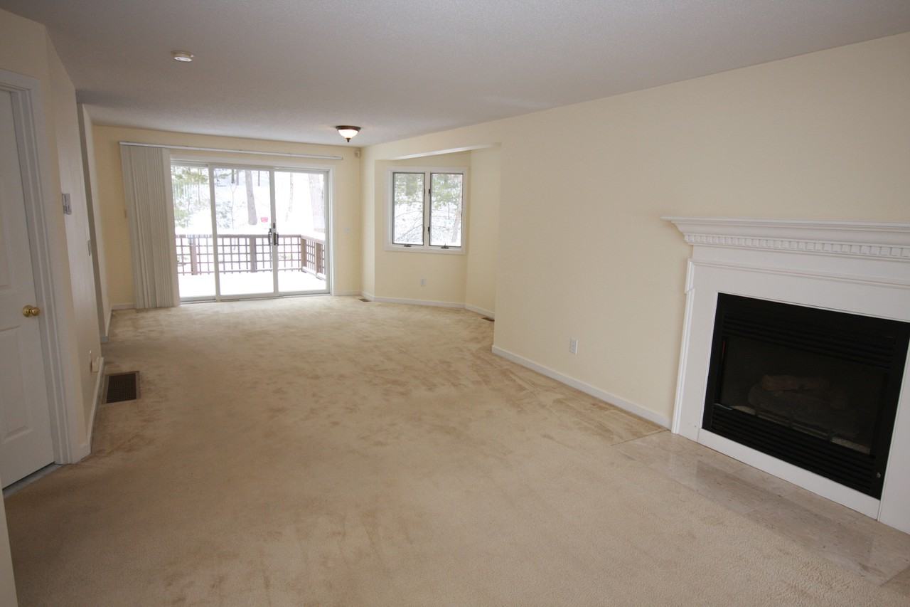 16 Pond View Dr - Photo 3 of 15