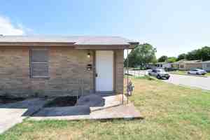 featured image of 2202 Poage Ave