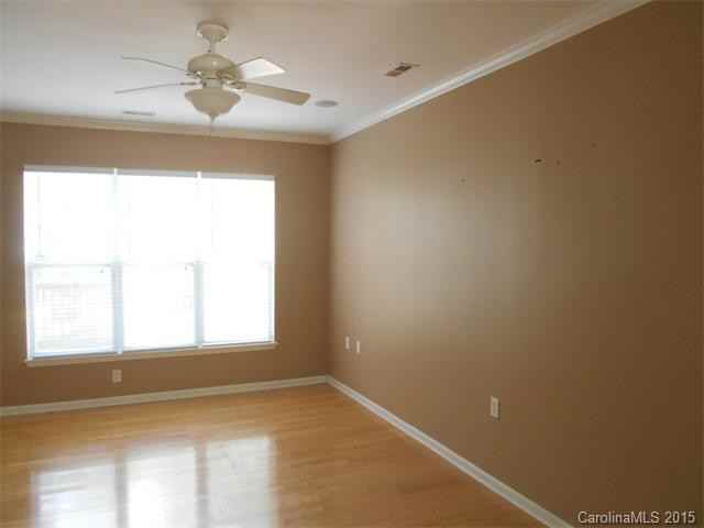 14006 Castle Abbey Ln - Photo 3 of 17