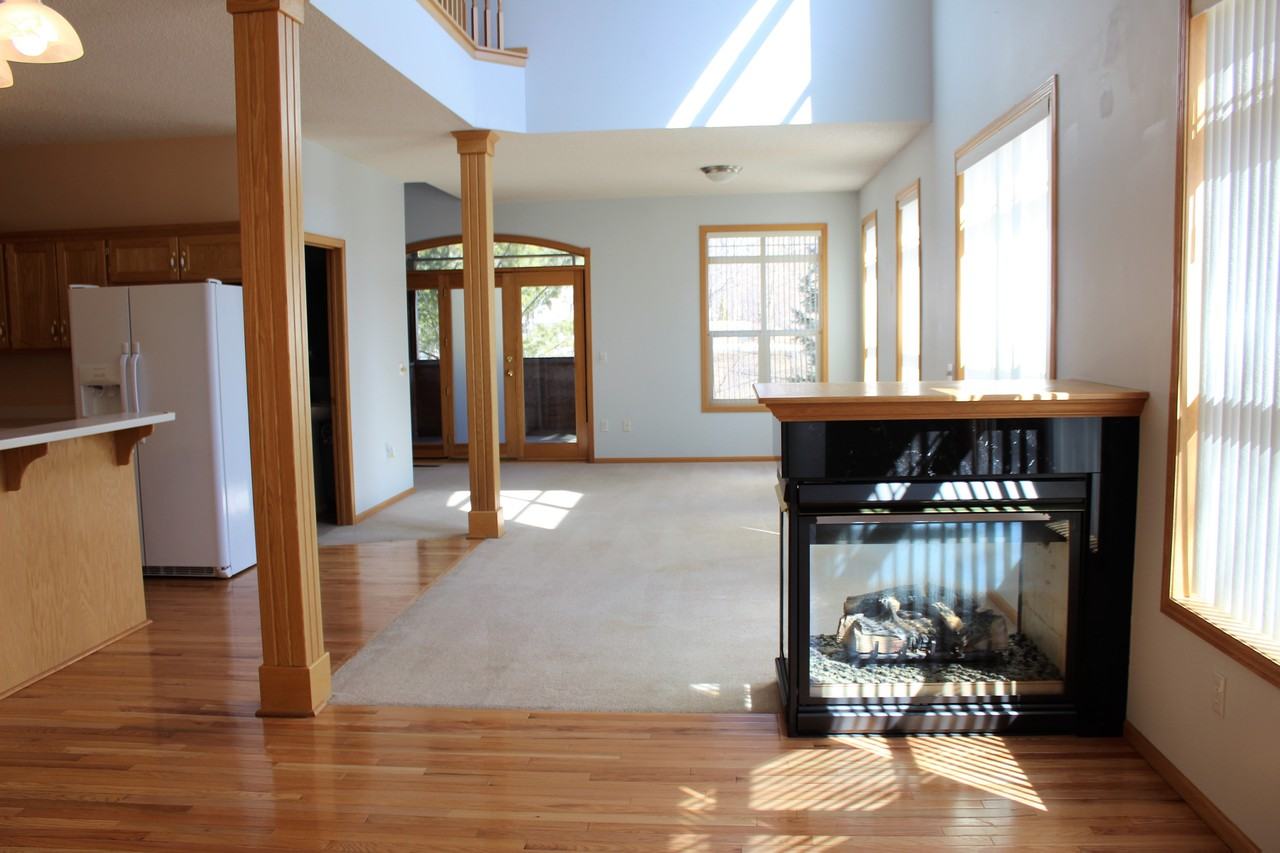 1200 Dupont Ln N - Photo 3 of 18