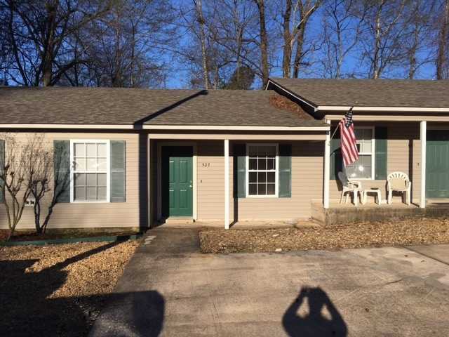 527 Benbrook Ct - Photo 2 of 9