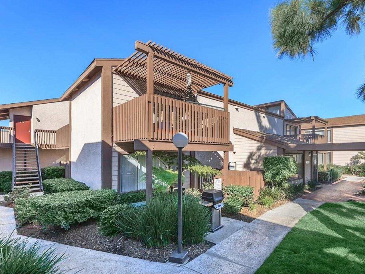 Westmont Apartment Homes 3230 West Lincoln Avenue, Anaheim, CA 92801