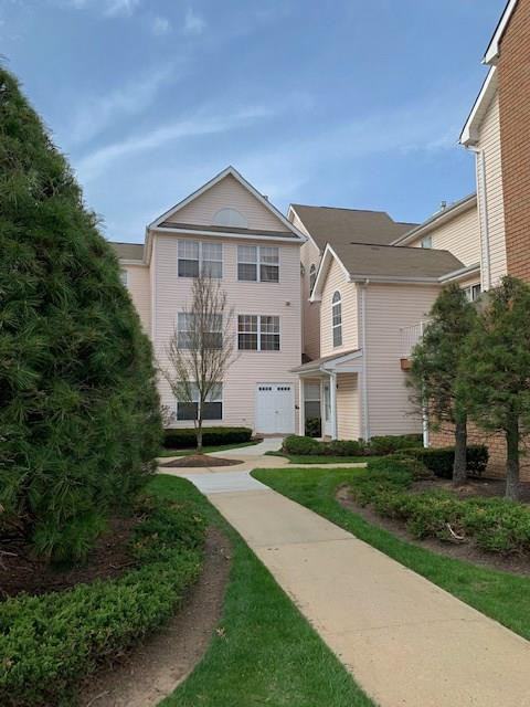 419 Plymouth Rd - Photo 3 of 29