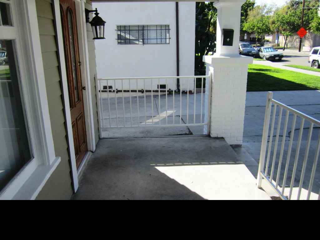 Harold Way & Wilton Pl. - Photo 3 of 39