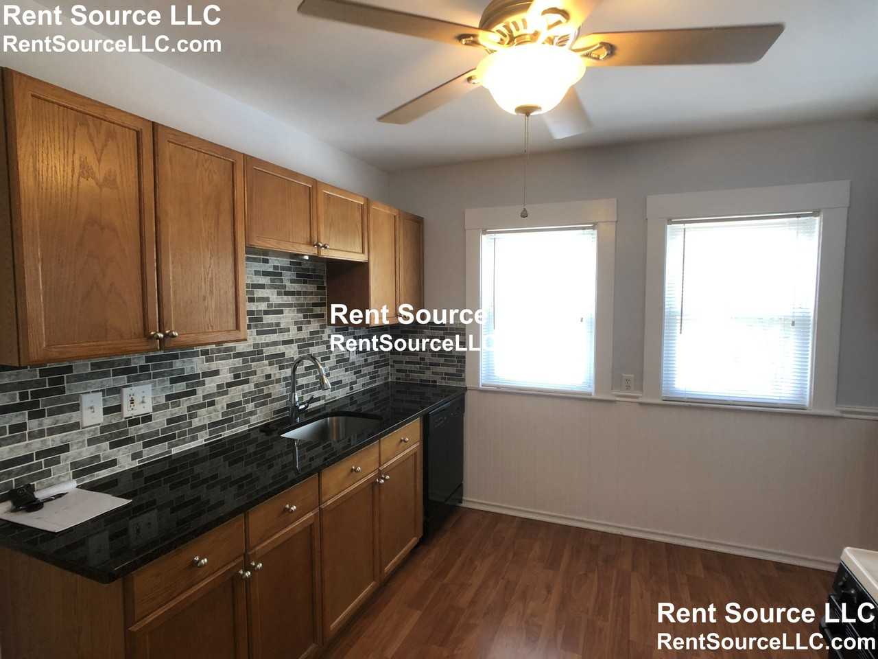 194 North St - Photo 2 of 12