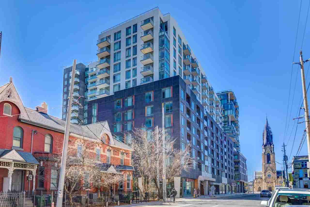525 Adelaide Street West #1706