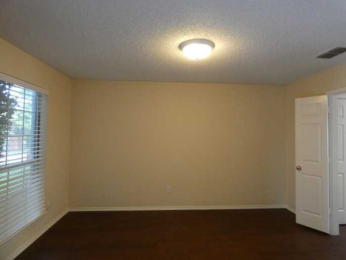 6902 Westover Way - Photo 3 of 24