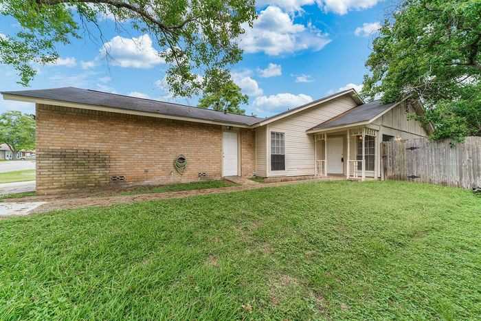 14421 Watermill - Photo 3 of 25