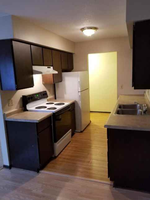 NorthView Apartments - Photo 3 of 8