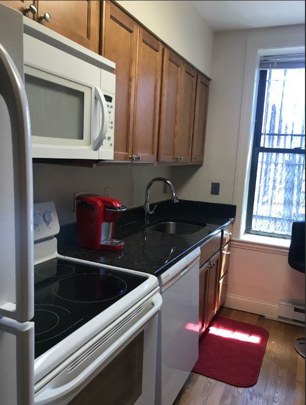 90B Saint Botolph Street #8