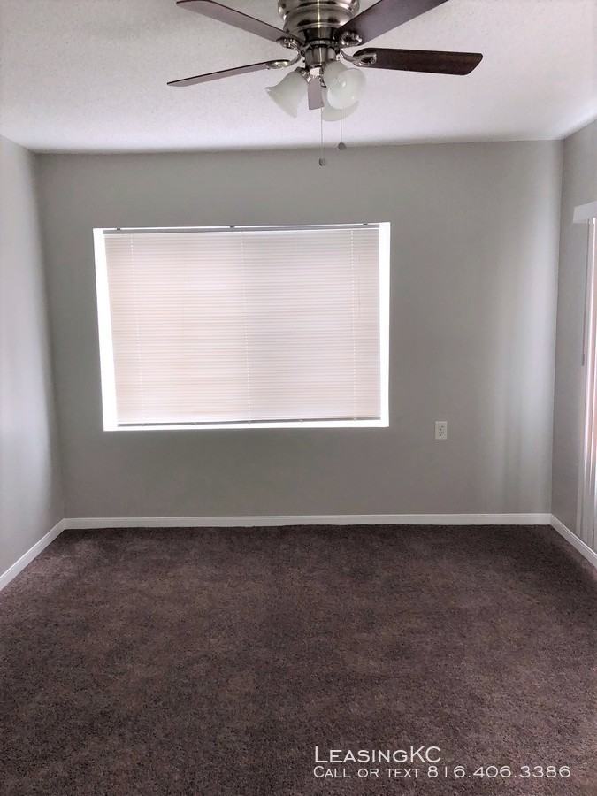 1307 Brush Creek Blvd #2E