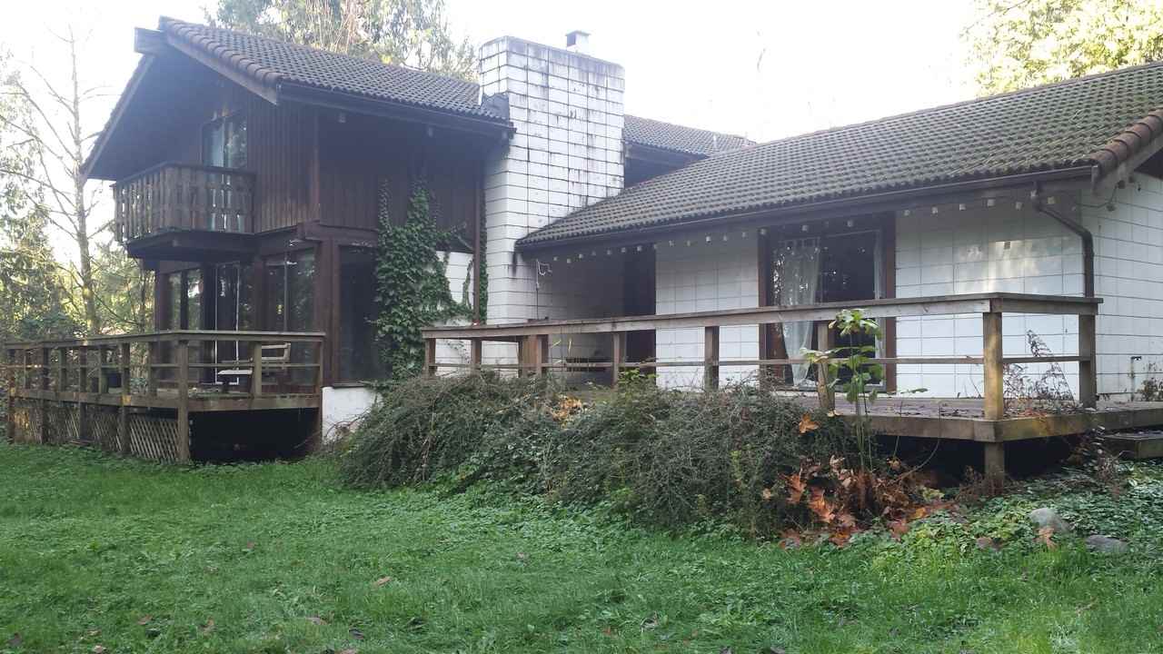 25055 102 Avenue Main House, Maple Ridge, BC V2W 1S7 3 Bedroom House