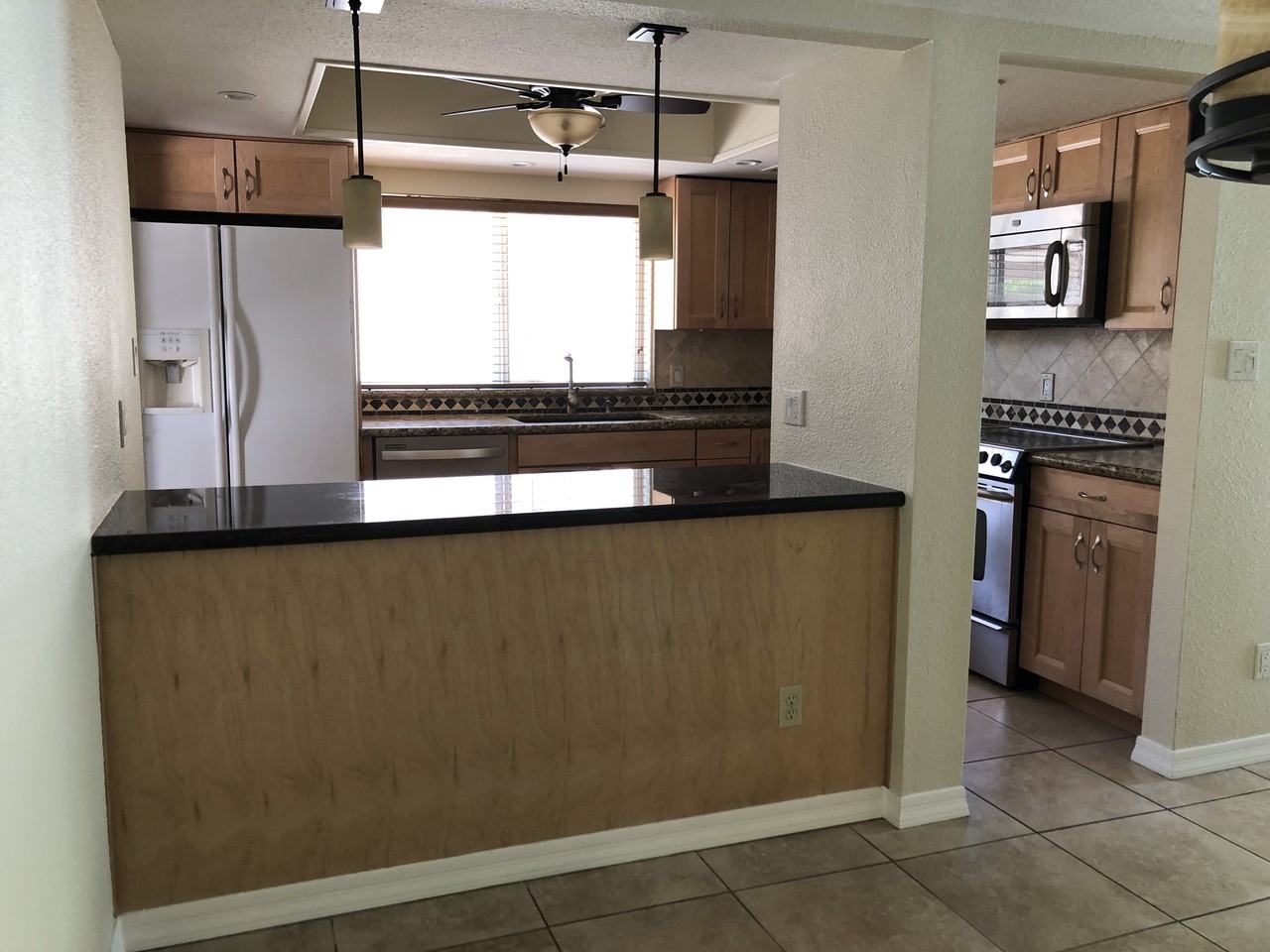 12631 N 39th Way - Photo 2 of 6