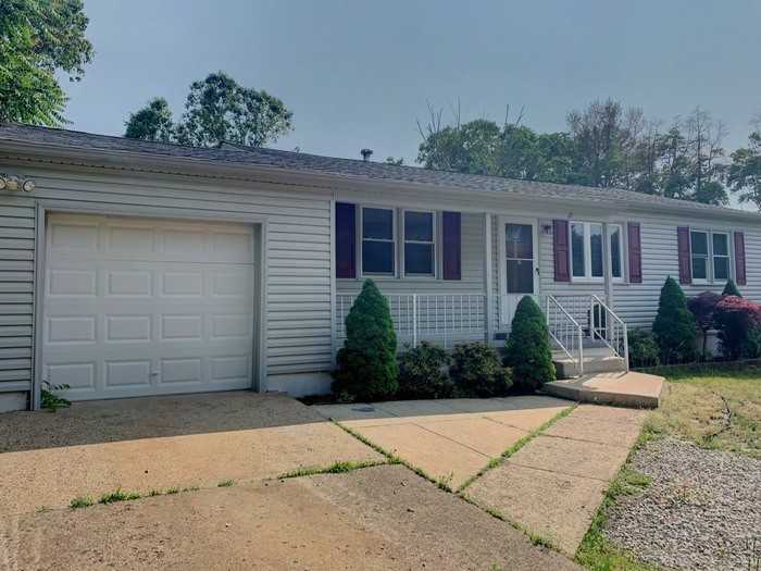 21 E Park Ave - Photo 2 of 15