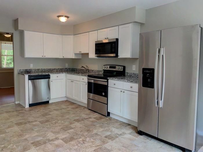 21 E Park Ave - Photo 3 of 15