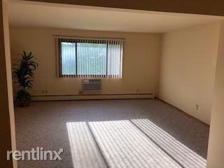 Cornell Circle Apartments - Photo 2 of 10