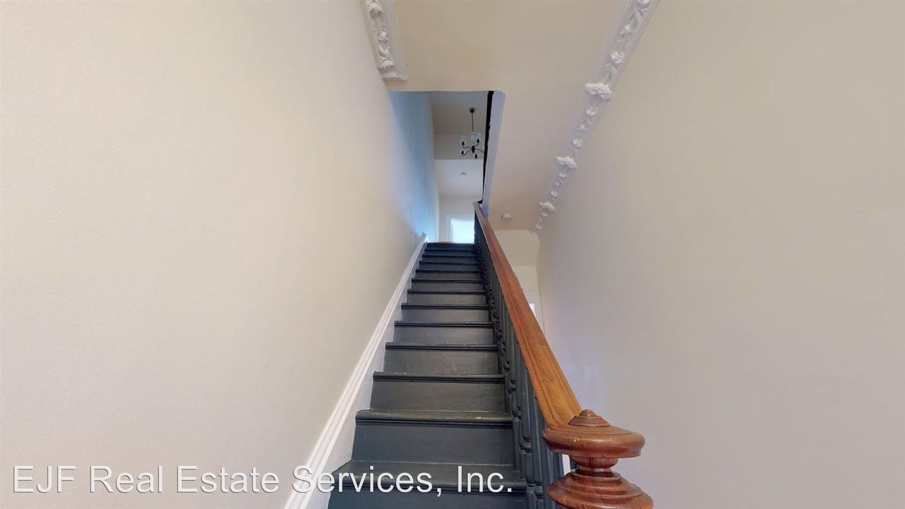 1510 R Street NW - Photo 3 of 26
