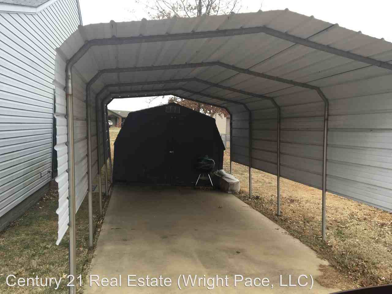 406 Jones St - Photo 2 of 8