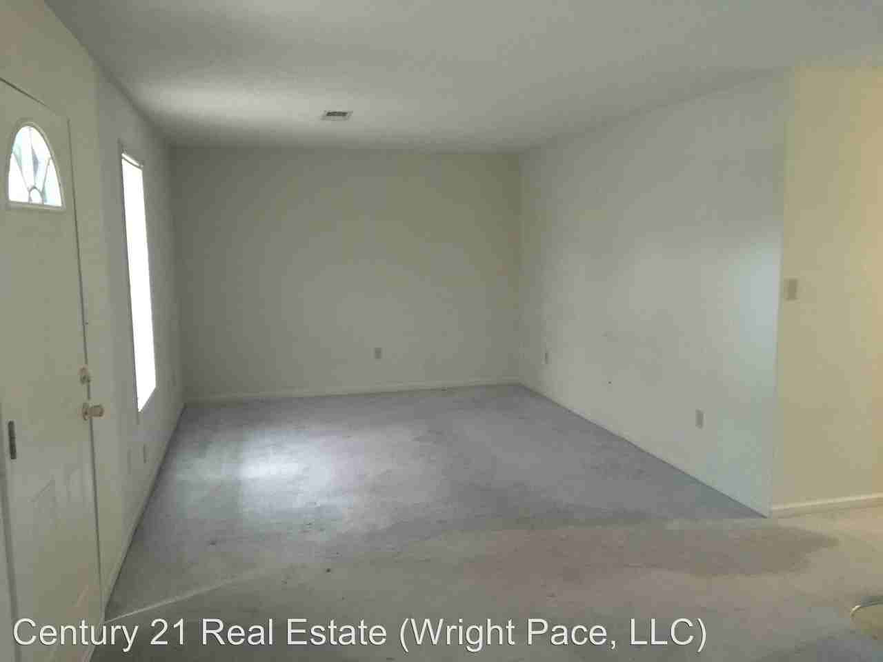 406 Jones St - Photo 3 of 8