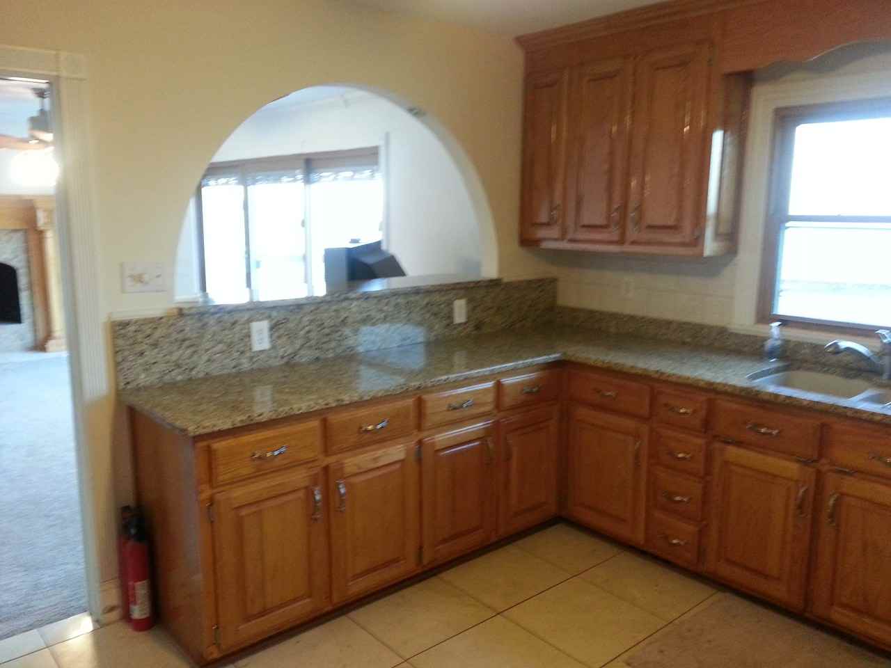 10221 Rainbow Rd - Photo 6 of 23