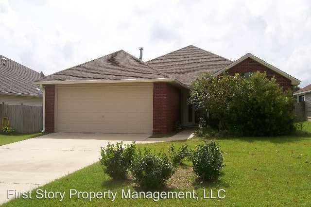 1049 High Meadow Dr - Photo 2 of 32