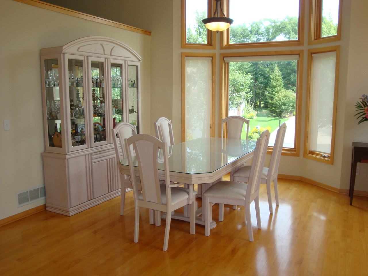 5750 Newberry Cir N - Photo 3 of 14