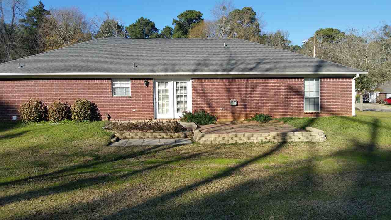 417 Northern Oak St - Photo 3 of 12
