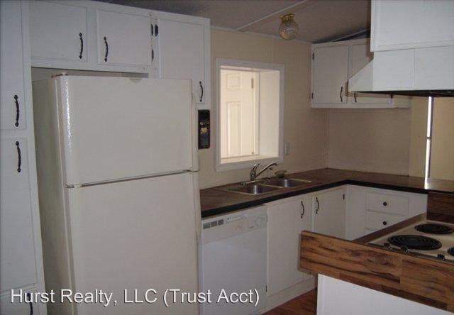 109 S Queens St - Photo 2 of 11