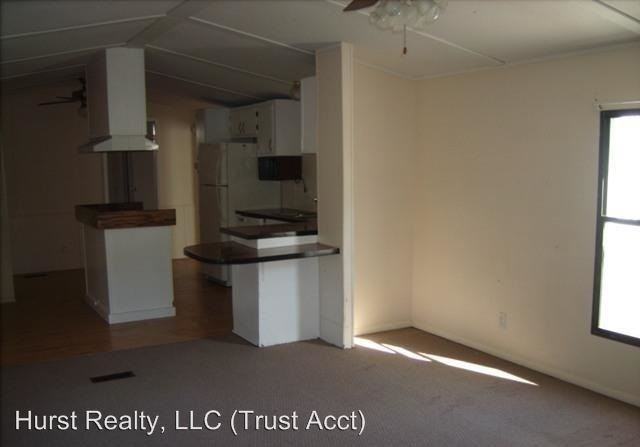 109 S Queens St - Photo 3 of 11