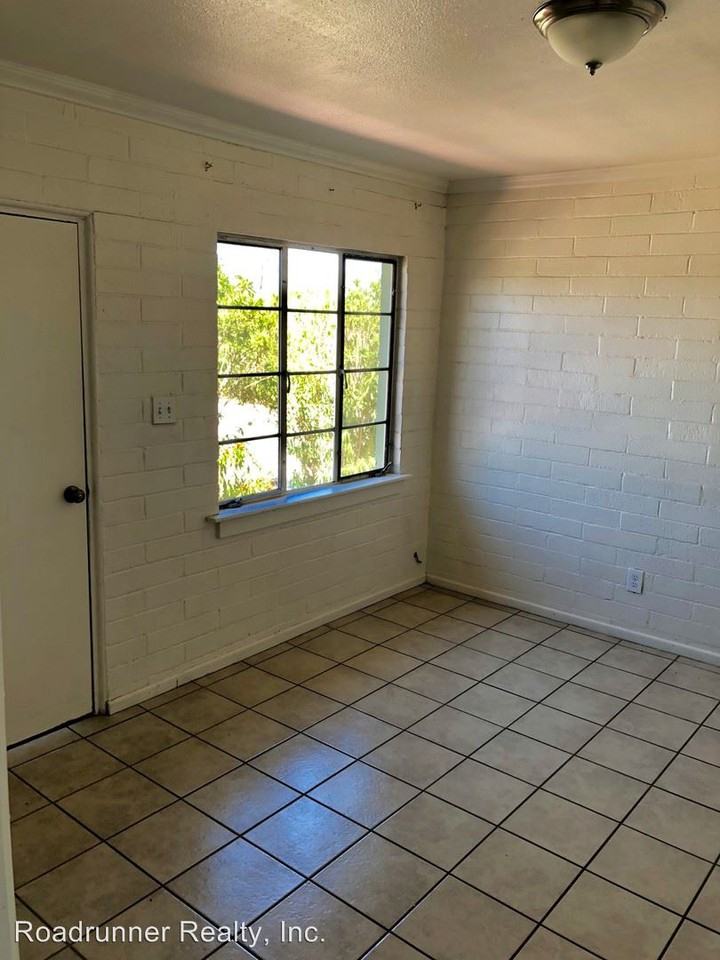 6545 Pine - Photo 2 of 8