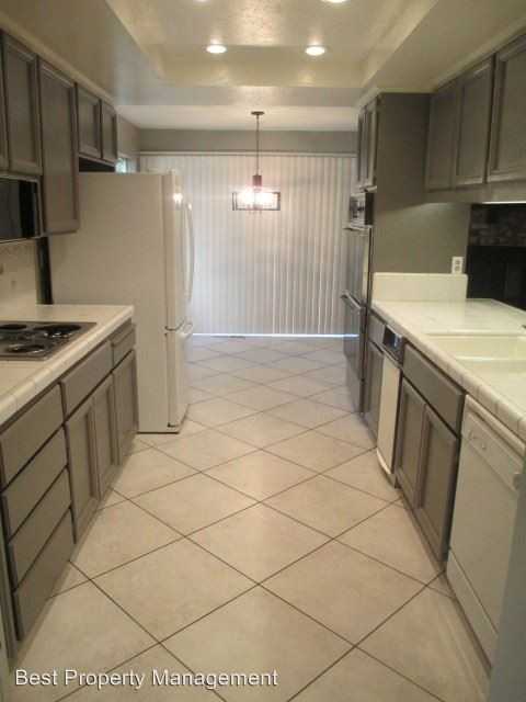 38953 Langtry Ct - Photo 2 of 16
