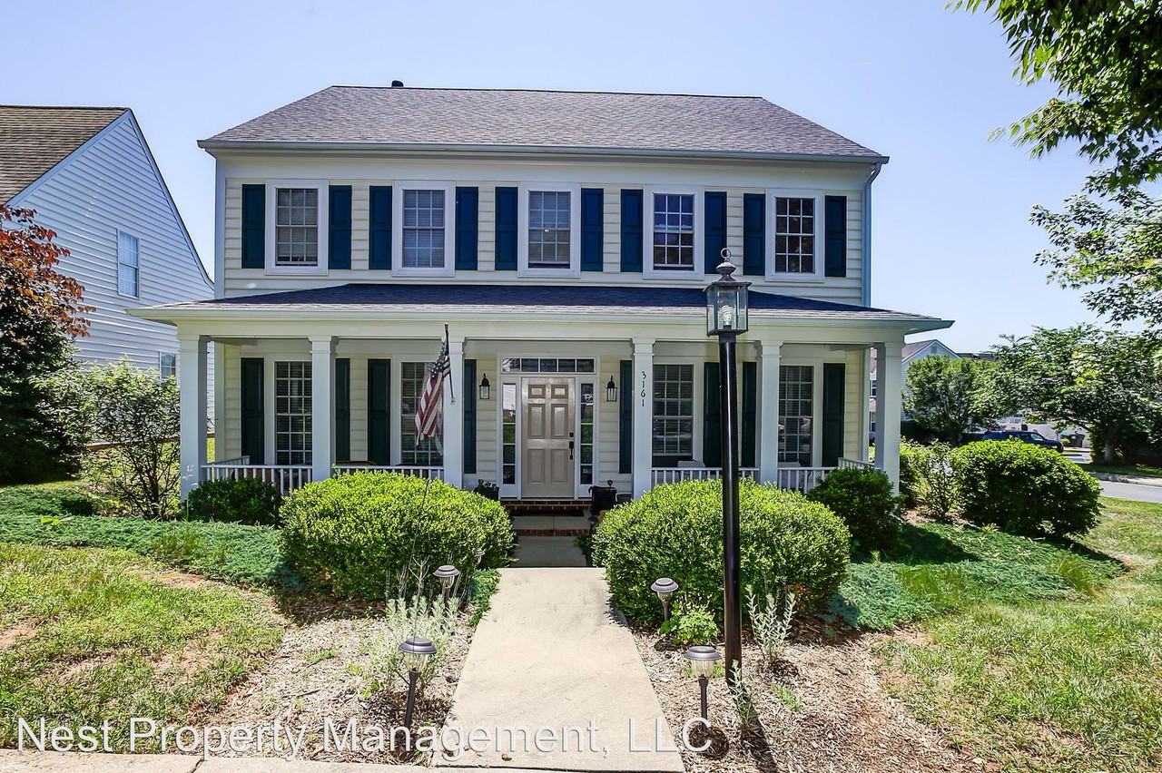 3161 Turnberry Cir - Photo 2 of 28