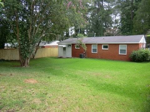 818 Ona Dr - Photo 2 of 13