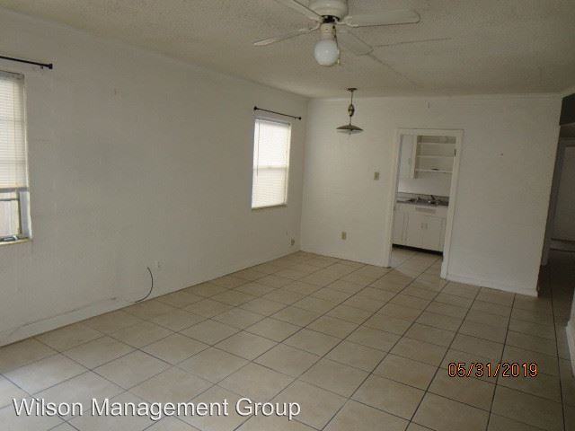 610 Florida St - Photo 3 of 11