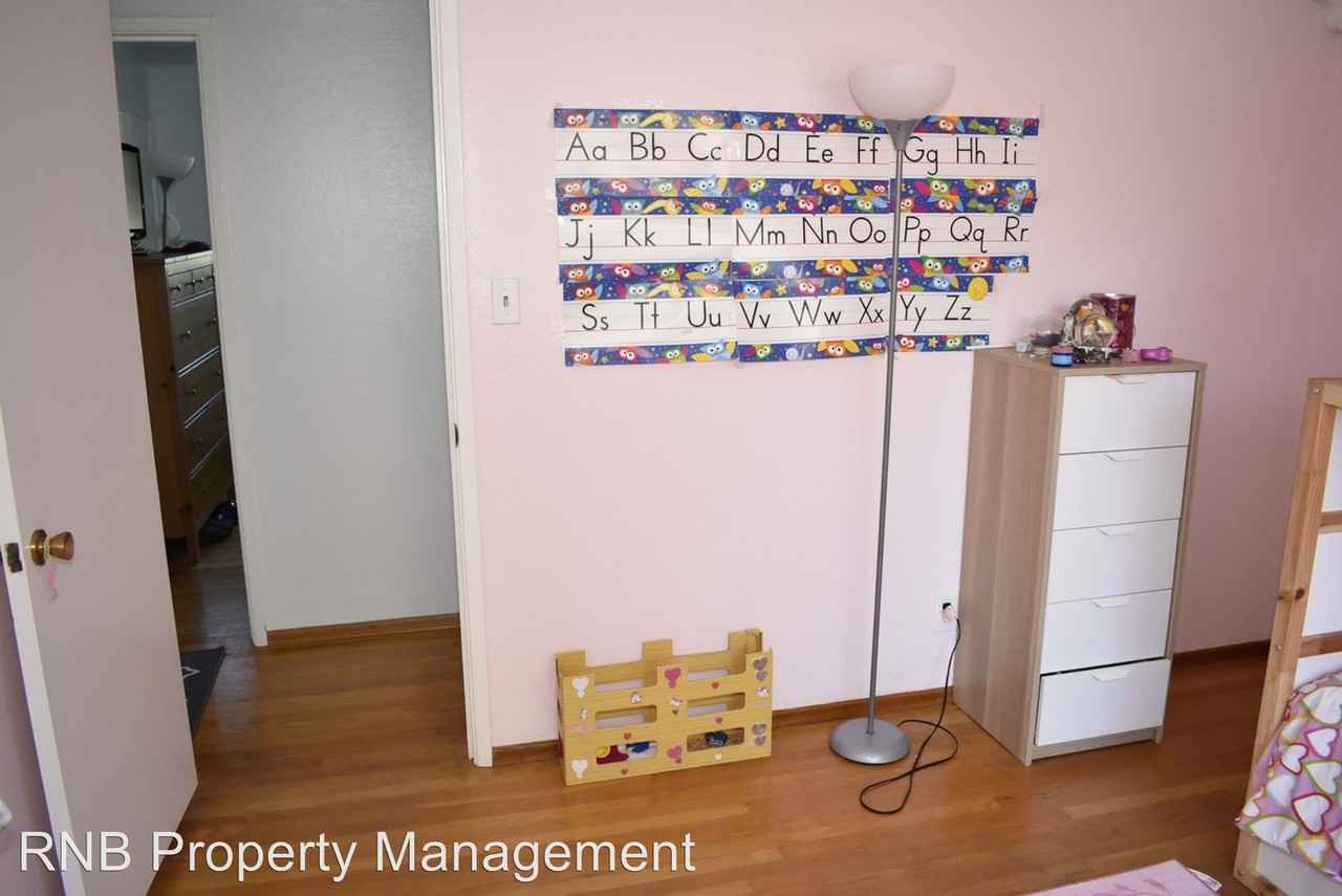 5414 Colusa Way - Photo 3 of 22