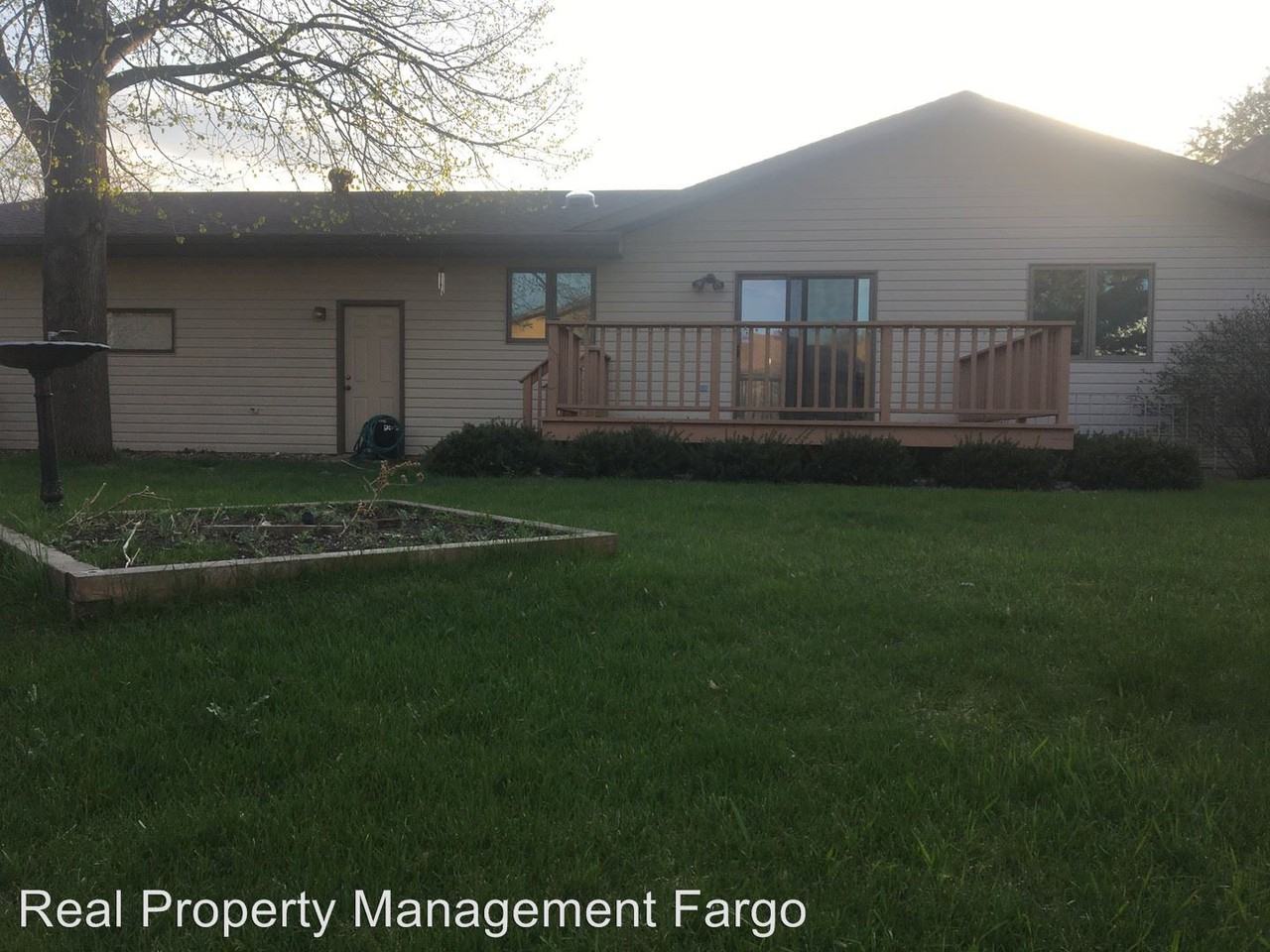 3326 21st St S - Photo 2 of 30