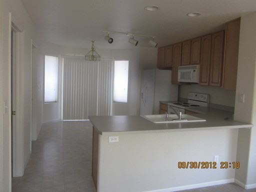 1814 Falcon Ridge Dr - Photo 3 of 14