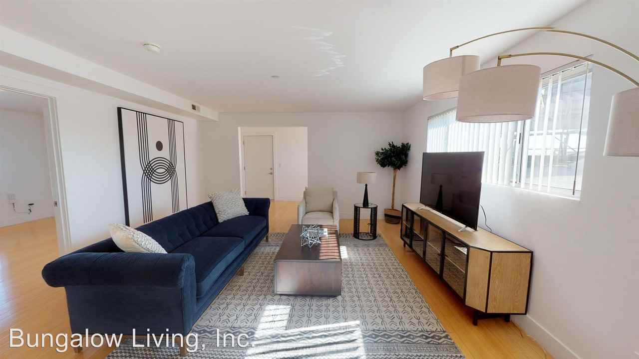936 W MacArthur Blvd - Photo 3 of 9