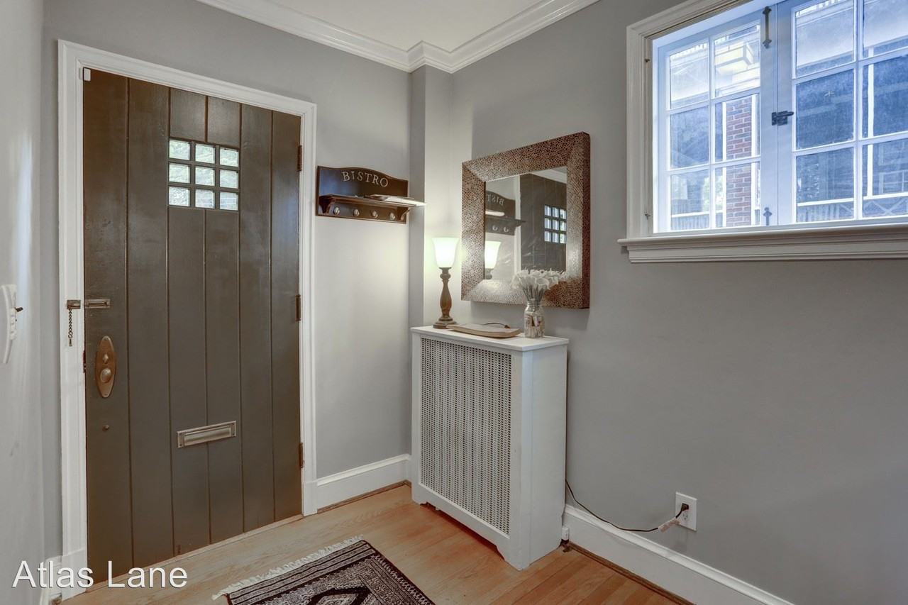 3617 Jocelyn St NW - Photo 3 of 41